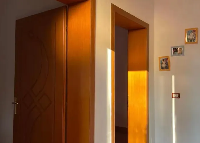 Te Shpia Baks-Rrjoll